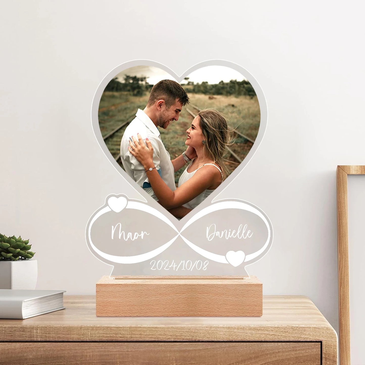 Personalized Heart-Shaped Acrylic LED Light – Custom Photo Love Plaque, Anniversary & Valentine’s Gift for Couples, Him or Her